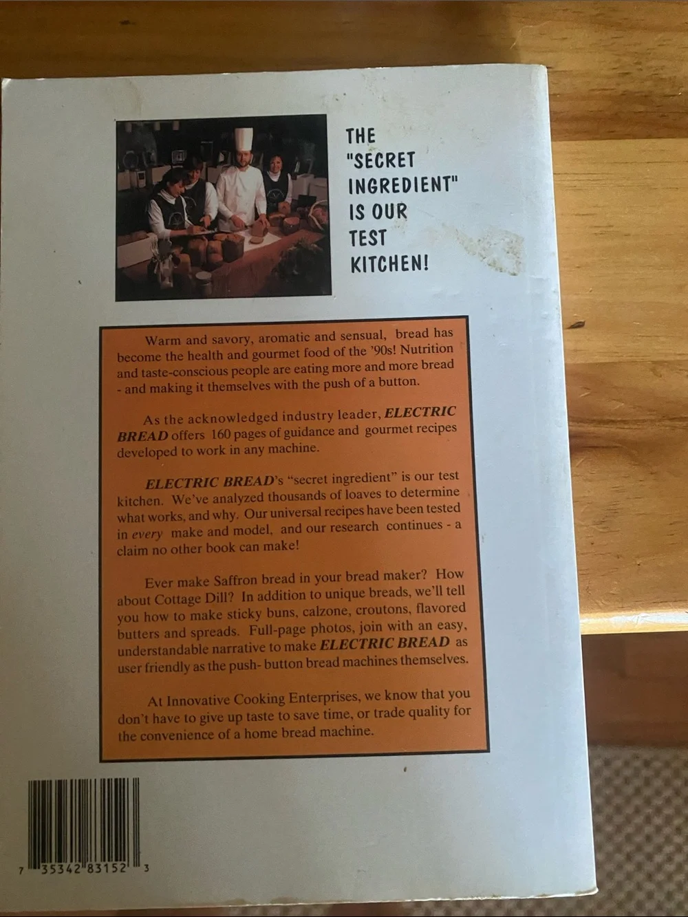 Electric Bread Gourmet Recipe Book - White/Red Cover